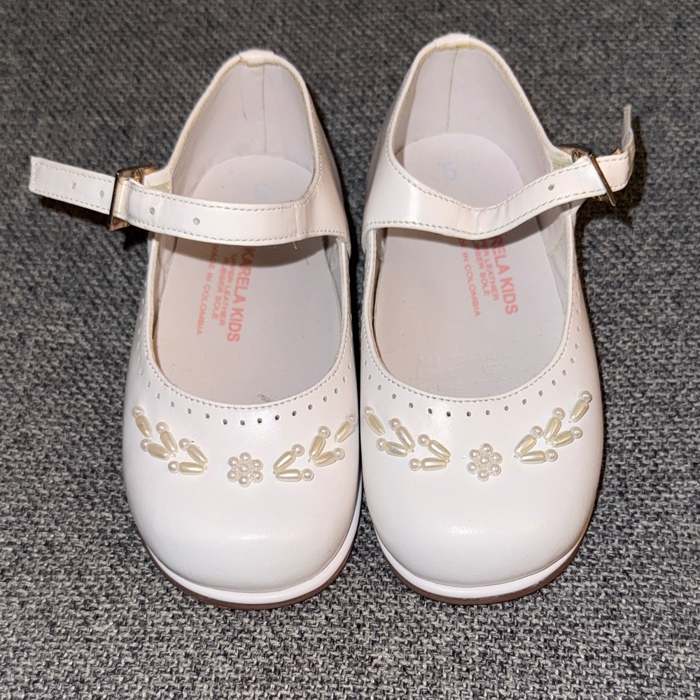 Karela Kids Leather Mary Jane’s